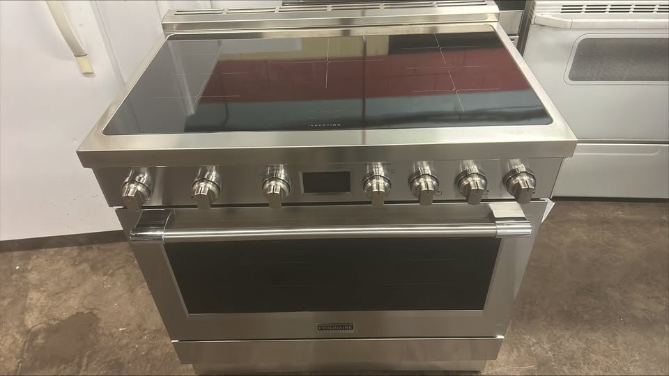 Frigidaire Professional 36 in. 4.4 cu. ft. Stainless Steel Freestanding Induction Range with Dual Fan Convection
