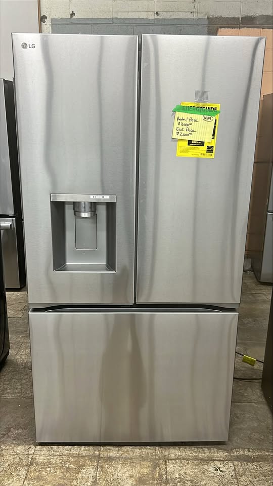 LG 36 in. 26 cu ft. Counter Depth Max French Door Refrigerator with Ice and Water Dispenser