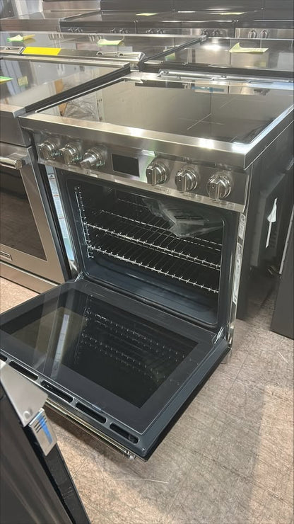 Smeg Induction Range, 4.56 cu. ft. Capacity, 30 inch Exterior Width