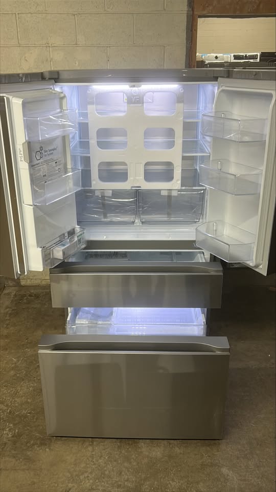 LG 36 in. 29 cu. ft. Stainless Steel Standard-Depth MAX 4-Door Refrigerator with Full-Convert Drawer and Dual Icemaker